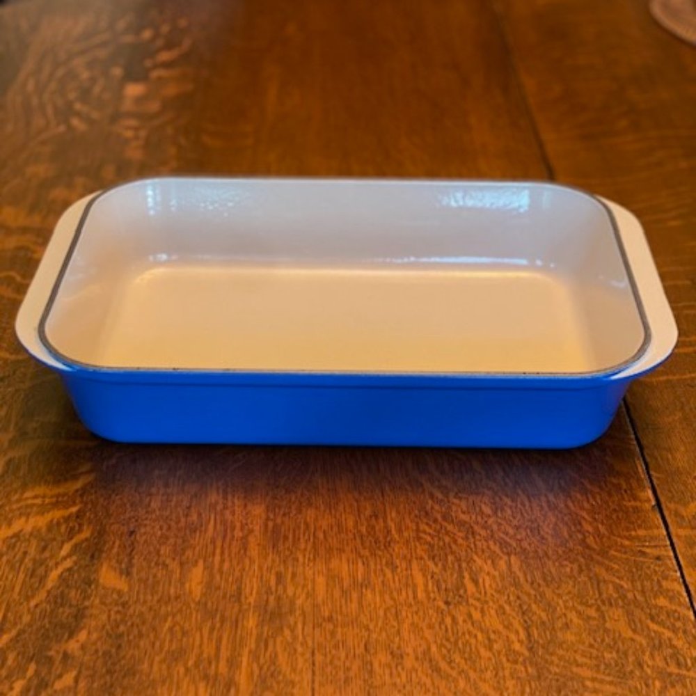Le Creuset cast iron rectangle Roasting Baking Dish -NEW